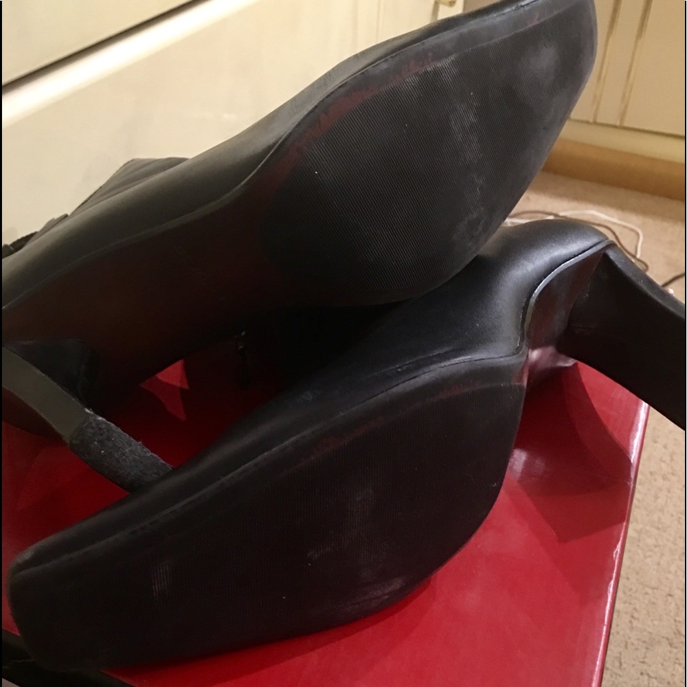 Boots - Picture 2 of 4